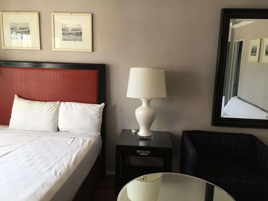 أوسيانسيدي، سان ديغو، كاليفورنيا Coast Inn الغرفة الصورة