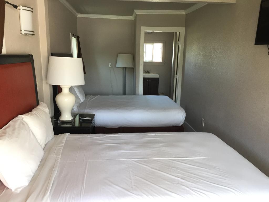 أوسيانسيدي، سان ديغو، كاليفورنيا Coast Inn الغرفة الصورة