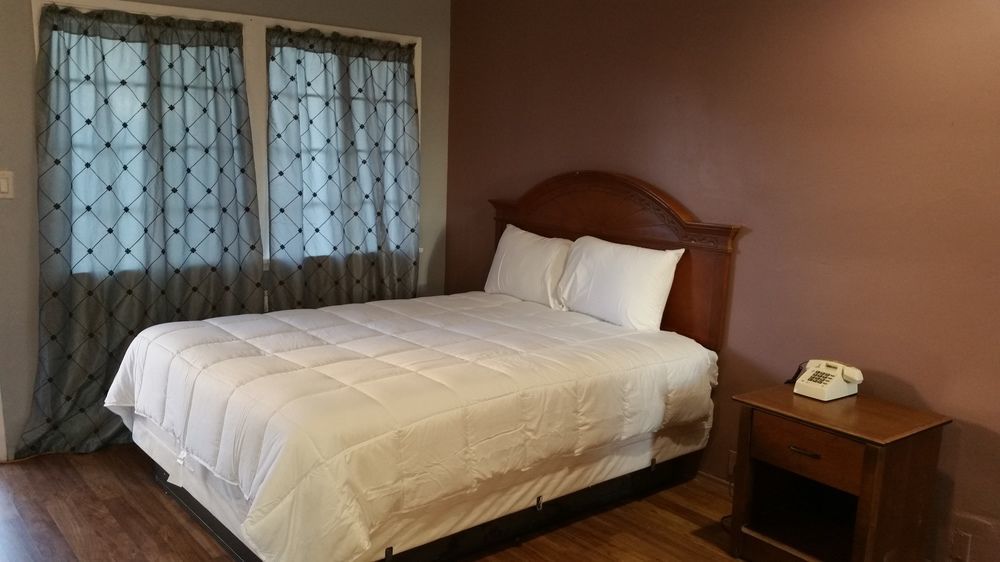 أوسيانسيدي، سان ديغو، كاليفورنيا Coast Inn المظهر الخارجي الصورة